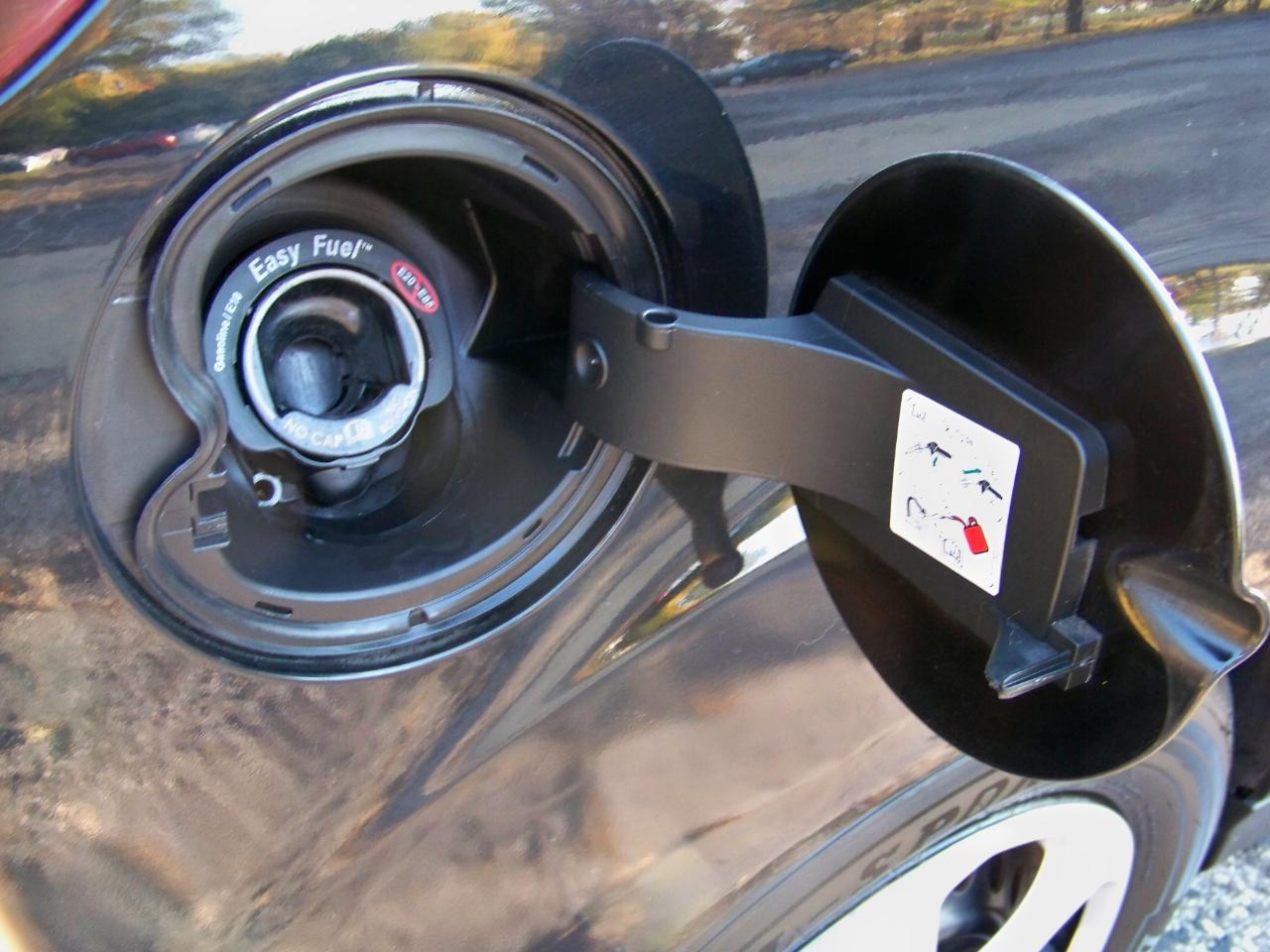 Ford Focus S Sedan 2012