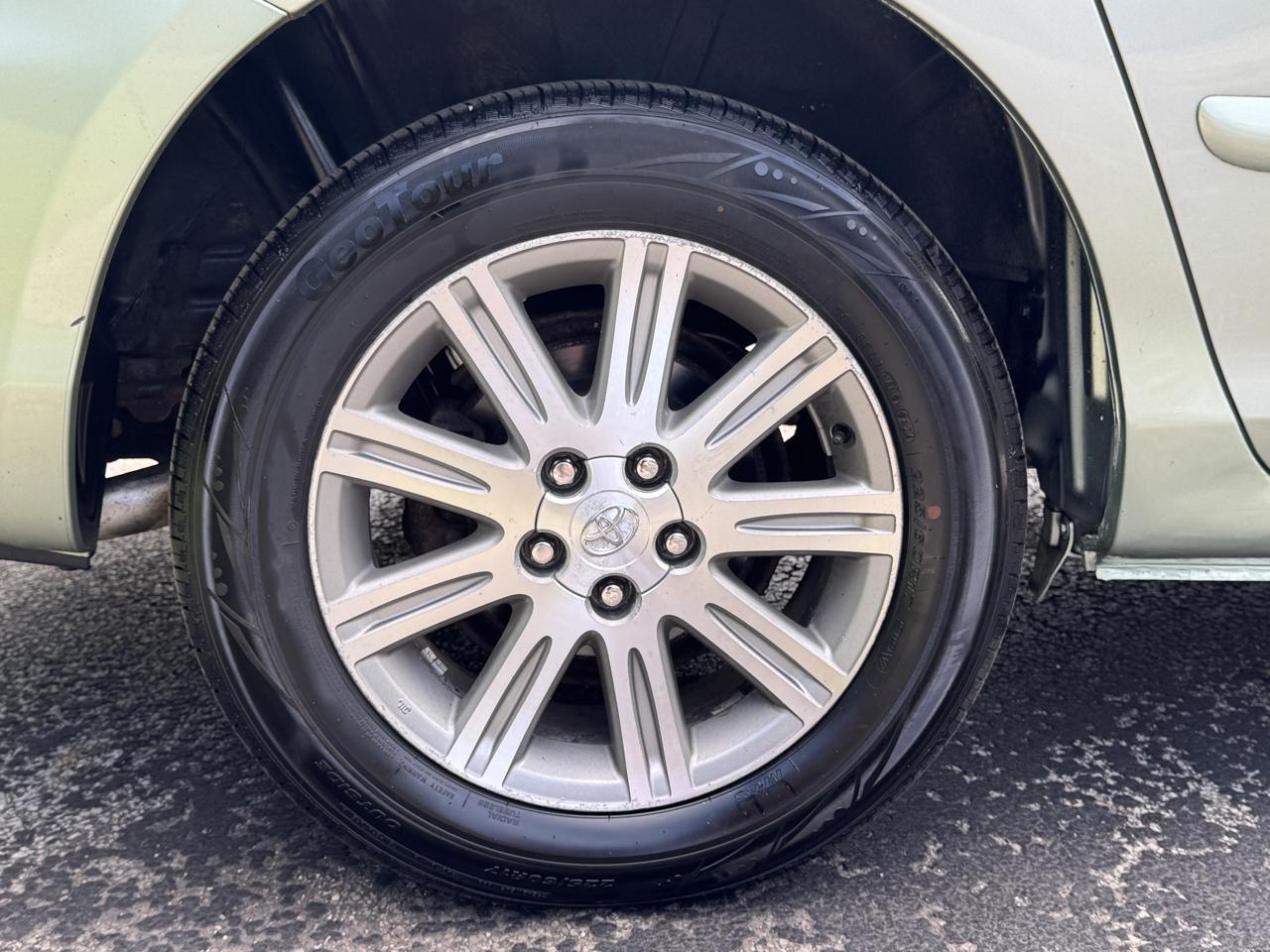 Toyota Sienna LE 8-Passenger 2009