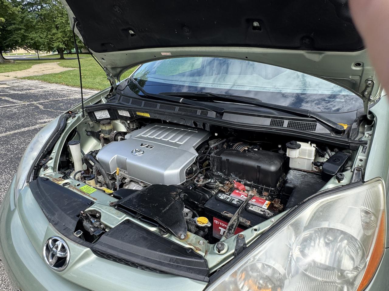 Toyota Sienna LE 8-Passenger 2009