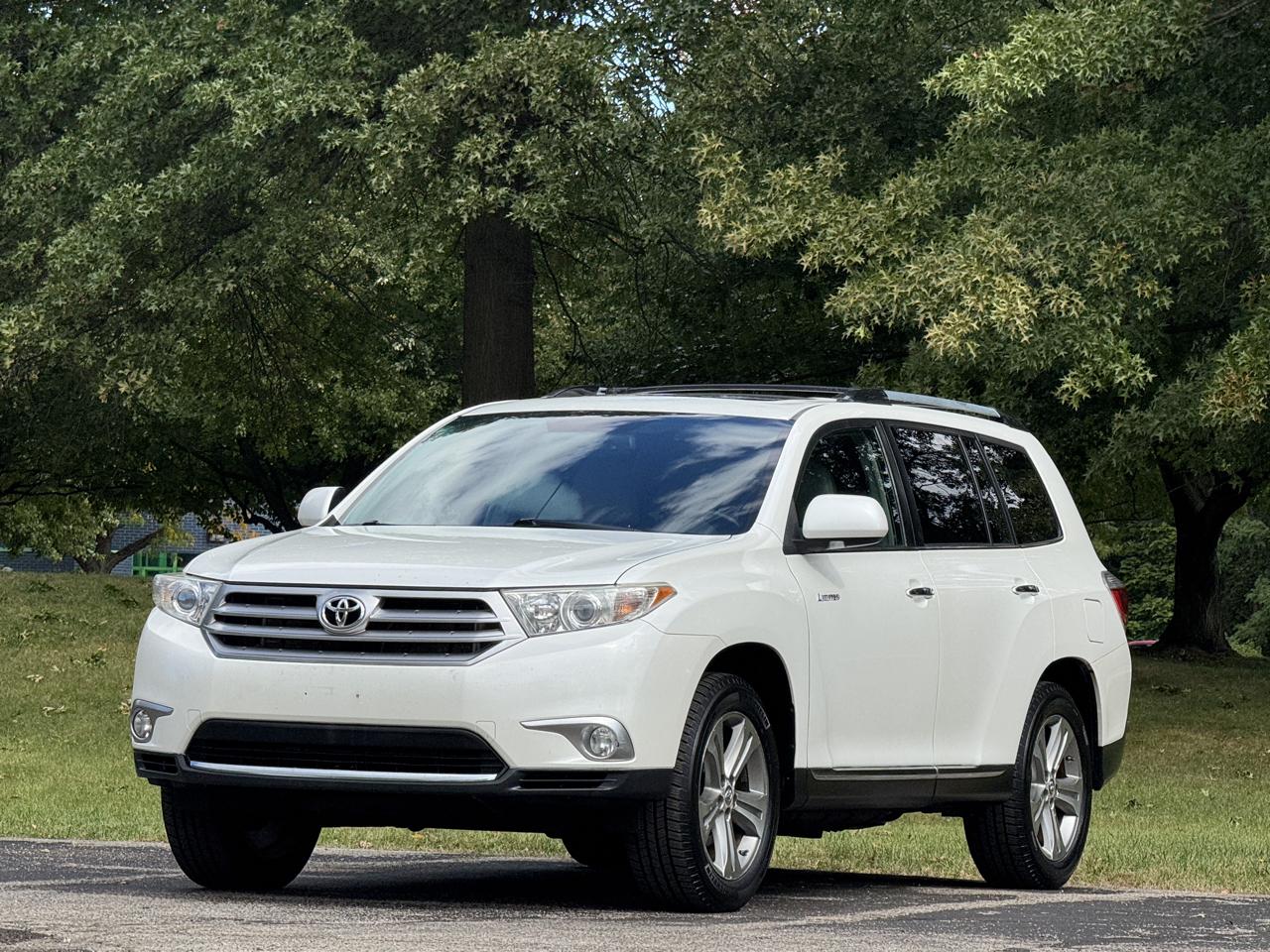 Toyota Highlander photo 4