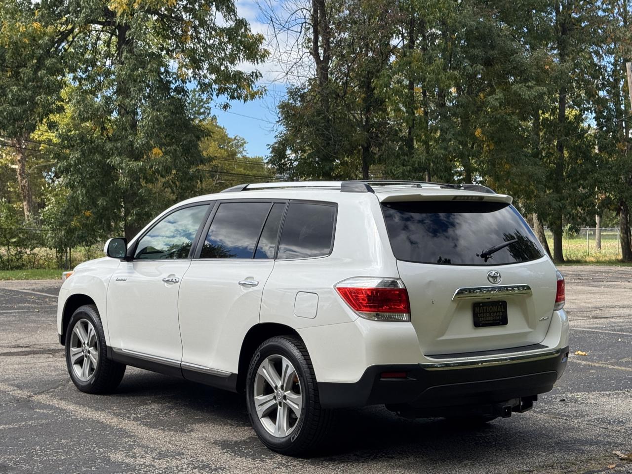 Toyota Highlander photo 5