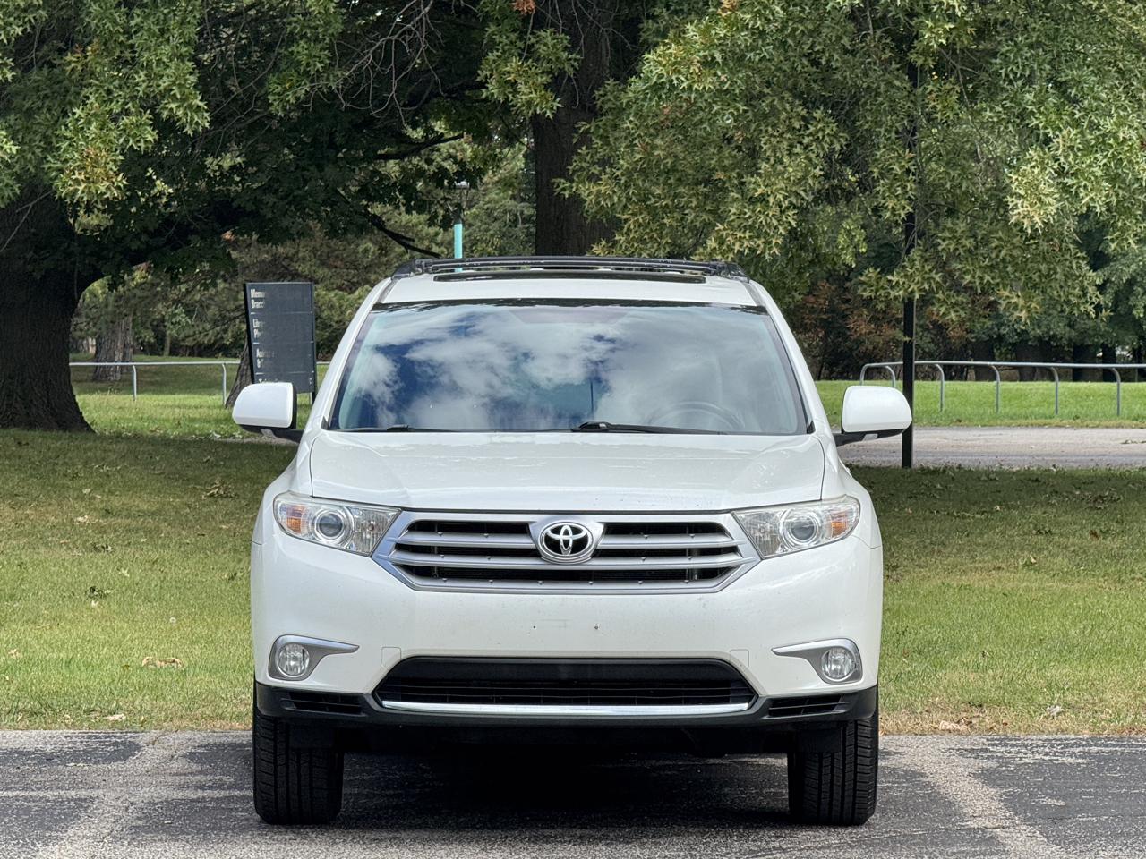 Toyota Highlander photo 11