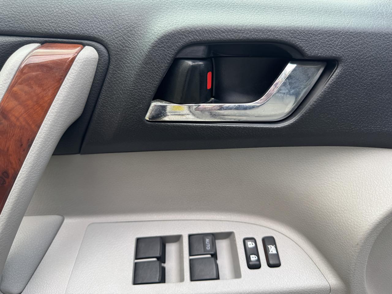 Toyota Highlander photo 27