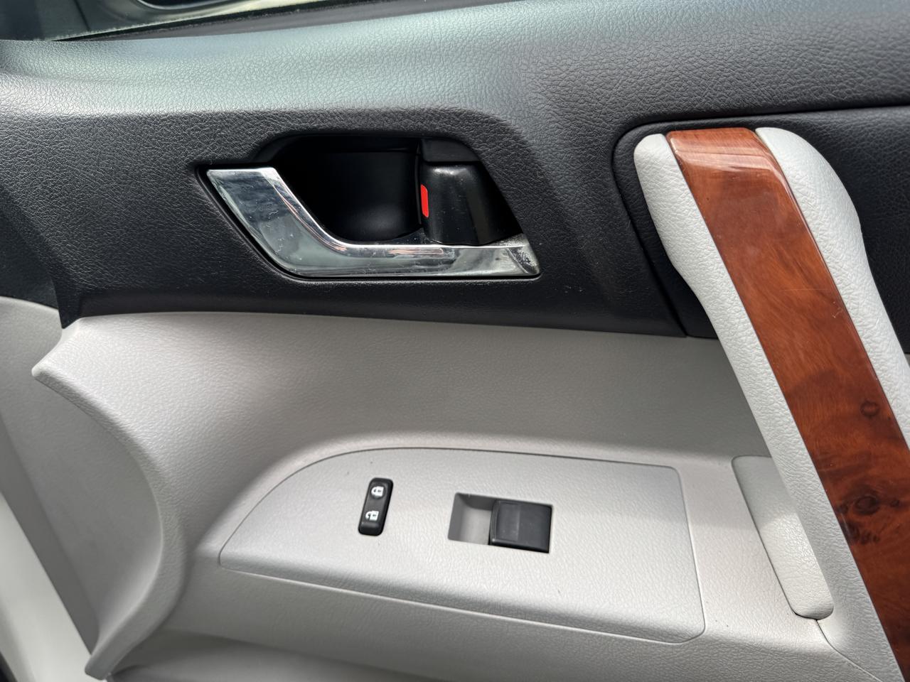 Toyota Highlander photo 33