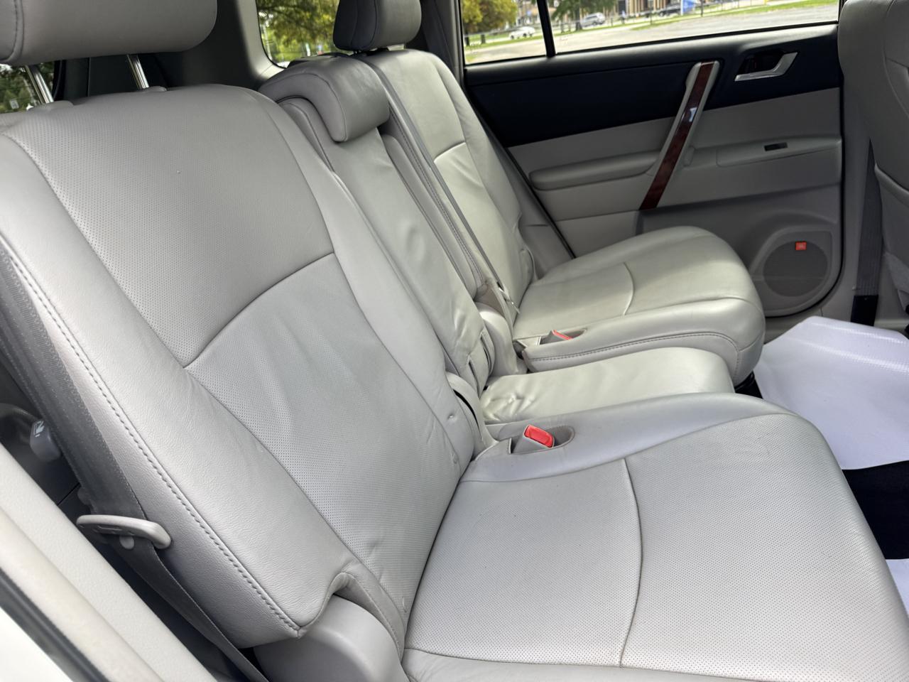 Toyota Highlander photo 39
