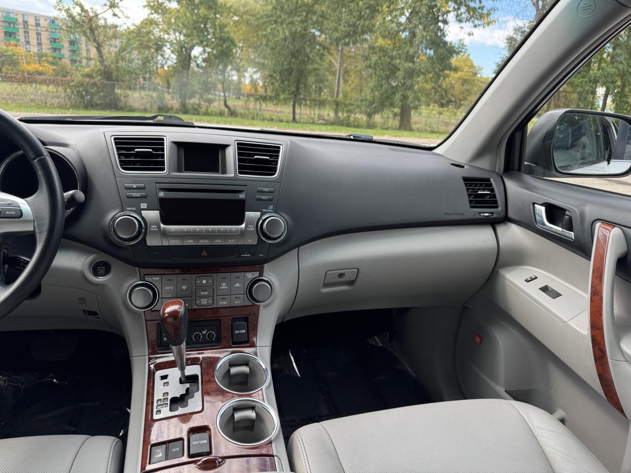 Toyota Highlander photo 52