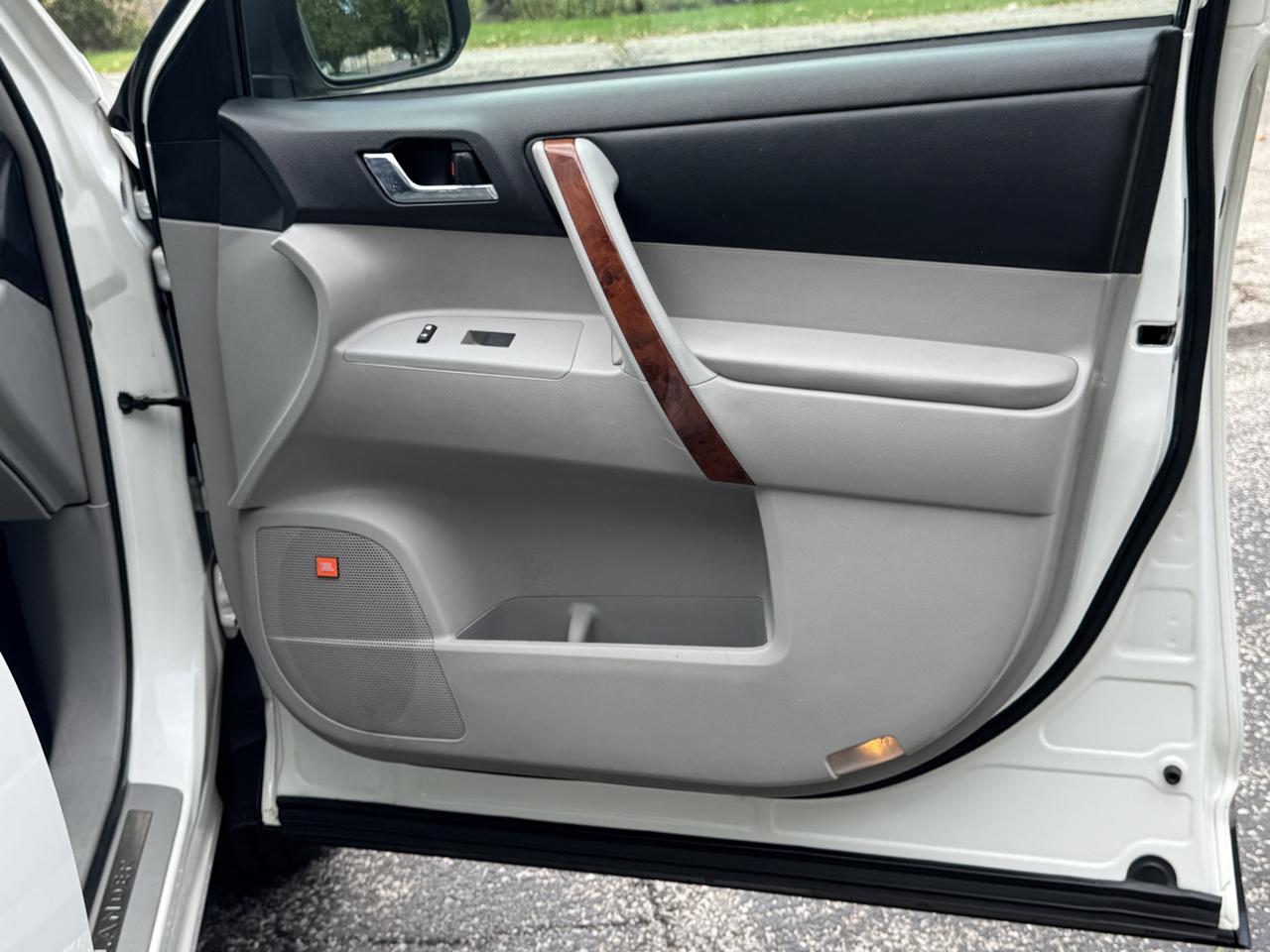 Toyota Highlander photo 77