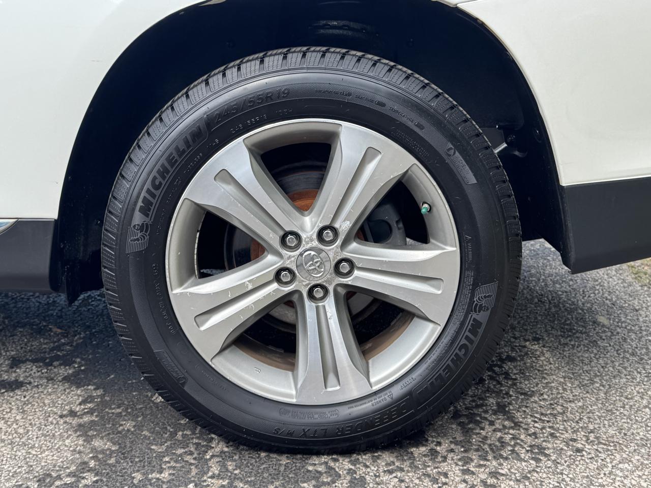Toyota Highlander photo 83