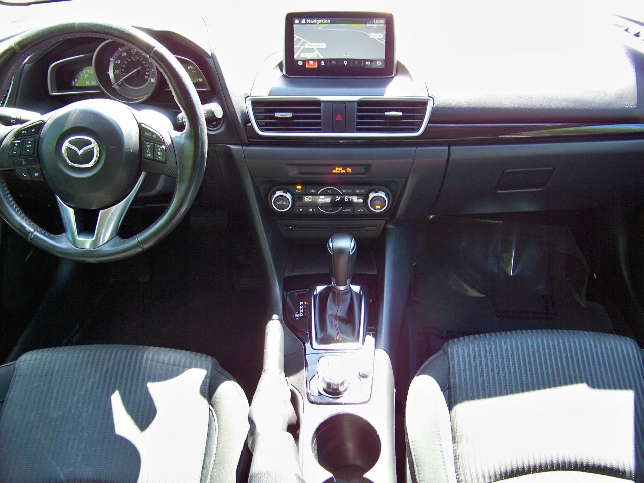 Mazda MAZDA3 i Touring 4D Hatchback 2014