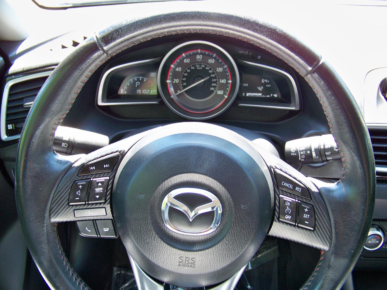 Mazda MAZDA3 i Touring 4D Hatchback 2014