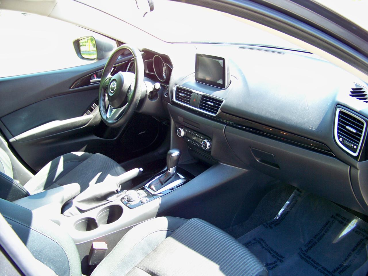 Mazda MAZDA3 i Touring 4D Hatchback 2014