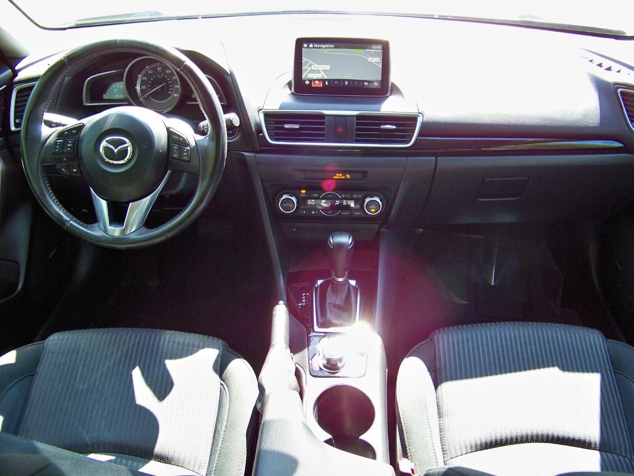Mazda MAZDA3 i Touring 4D Hatchback 2014