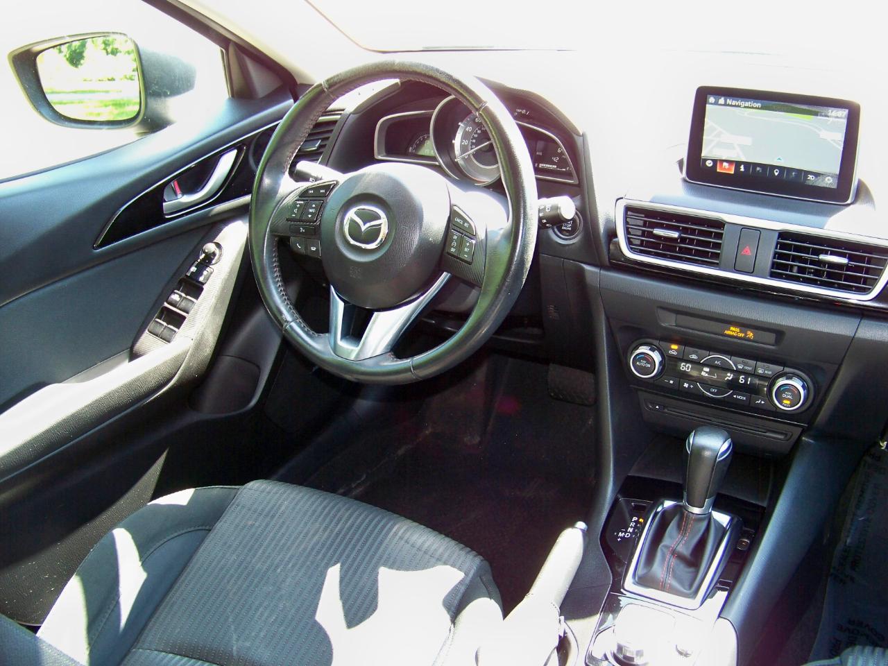 Mazda MAZDA3 i Touring 4D Hatchback 2014