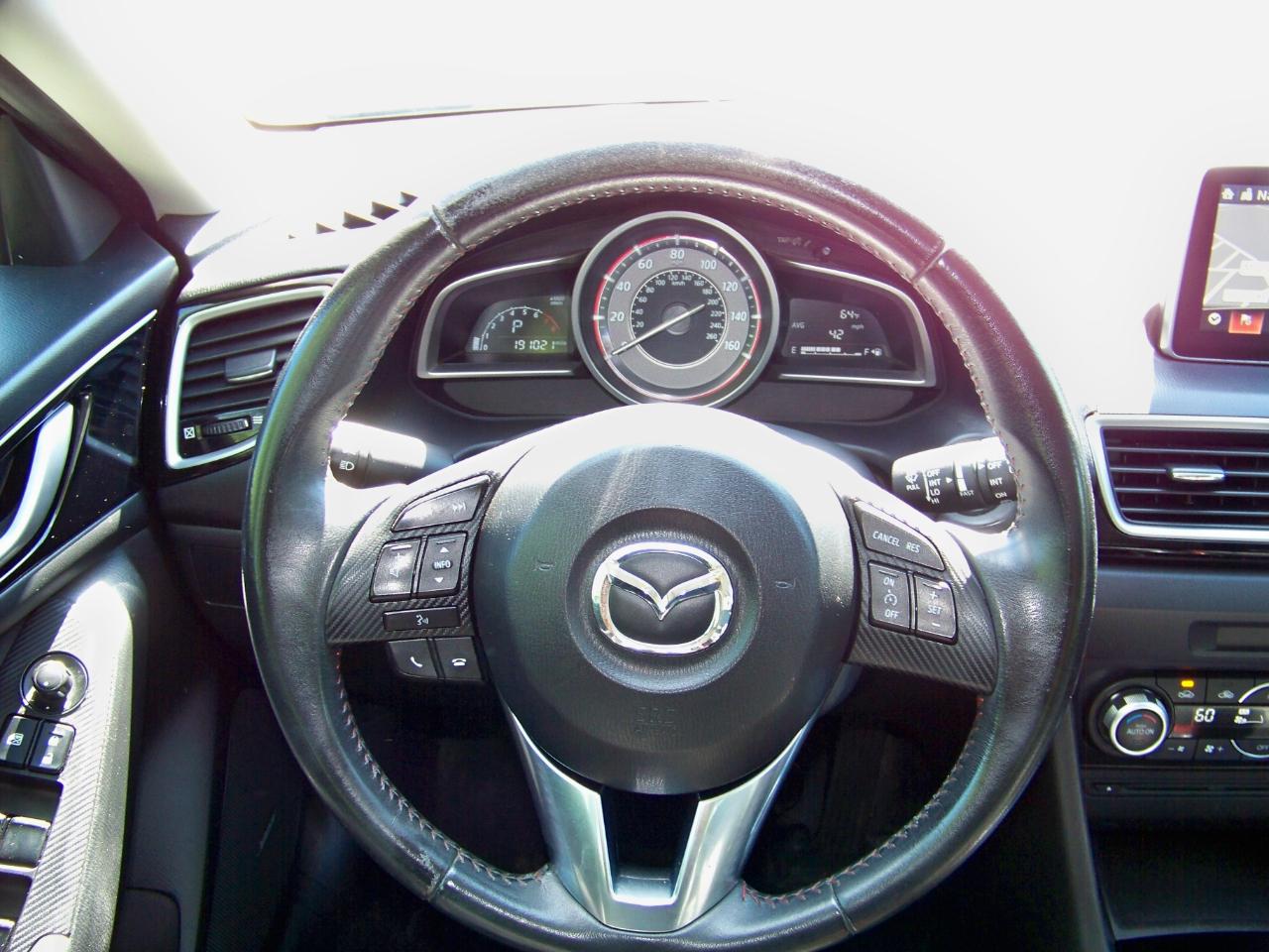 Mazda MAZDA3 i Touring 4D Hatchback 2014