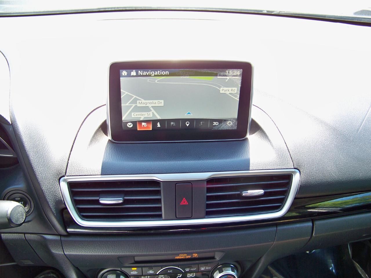 Mazda MAZDA3 i Touring 4D Hatchback 2014