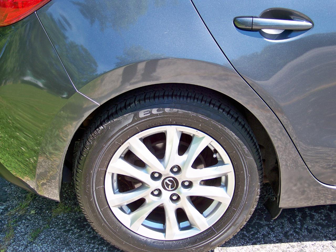 Mazda MAZDA3 i Touring 4D Hatchback 2014