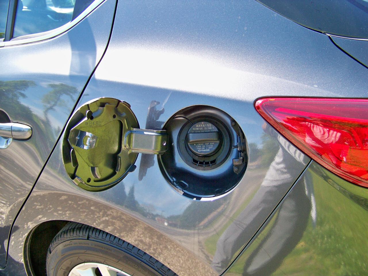 Mazda MAZDA3 i Touring 4D Hatchback 2014