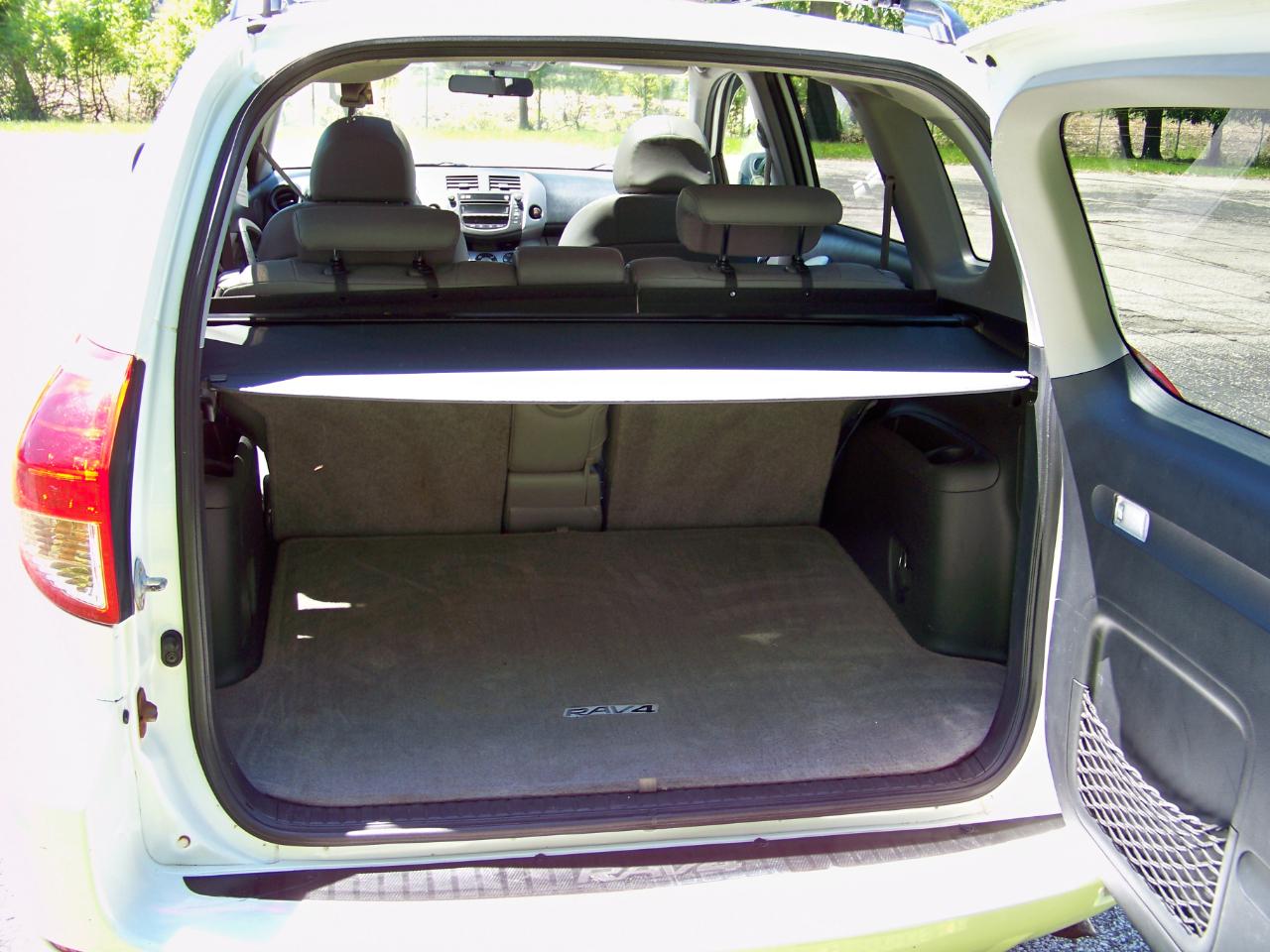 Toyota RAV4 Limited I4 4WD 2008