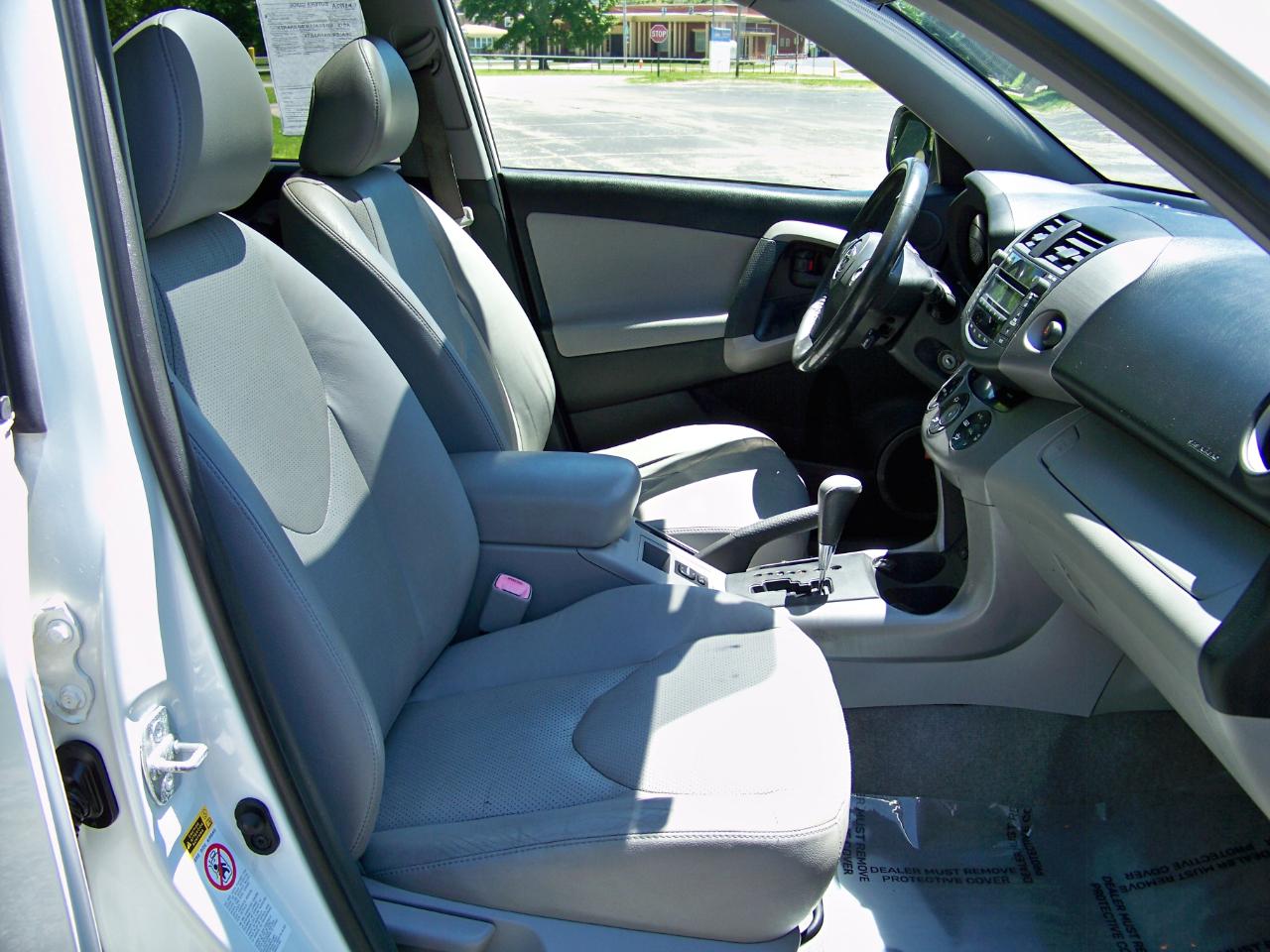 Toyota RAV4 Limited I4 4WD 2008