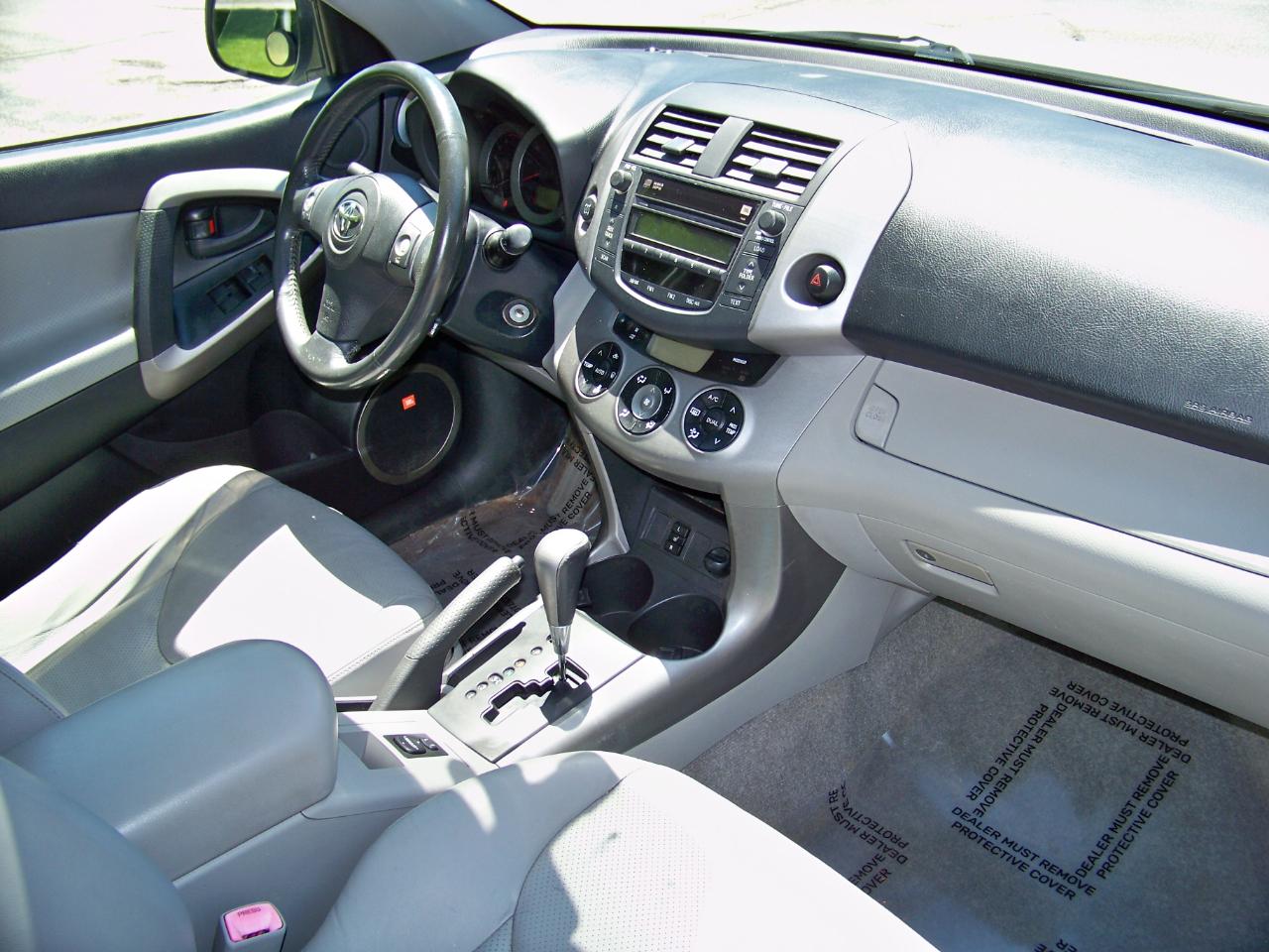 Toyota RAV4 Limited I4 4WD 2008