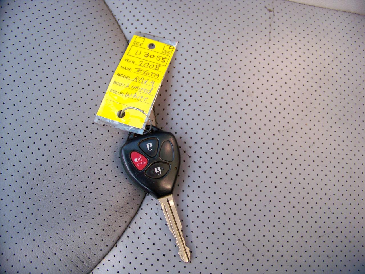 Toyota RAV4 Limited I4 4WD 2008
