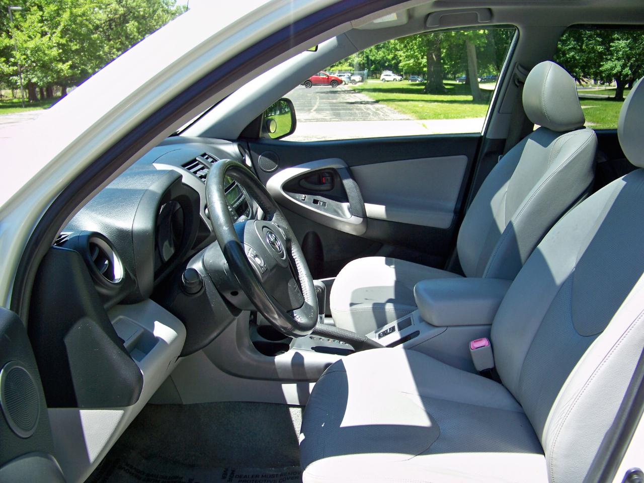 Toyota RAV4 Limited I4 4WD 2008