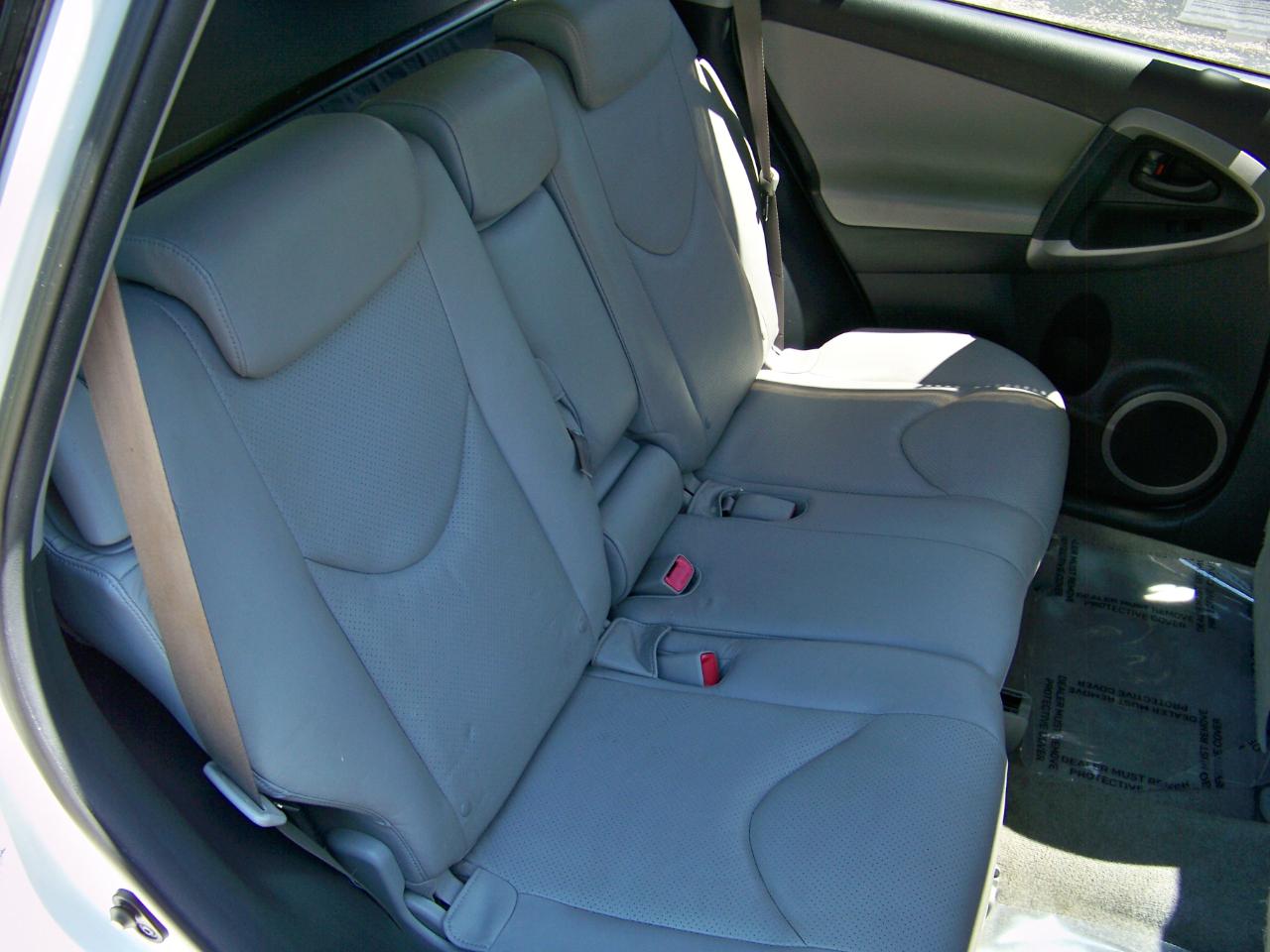 Toyota RAV4 Limited I4 4WD 2008