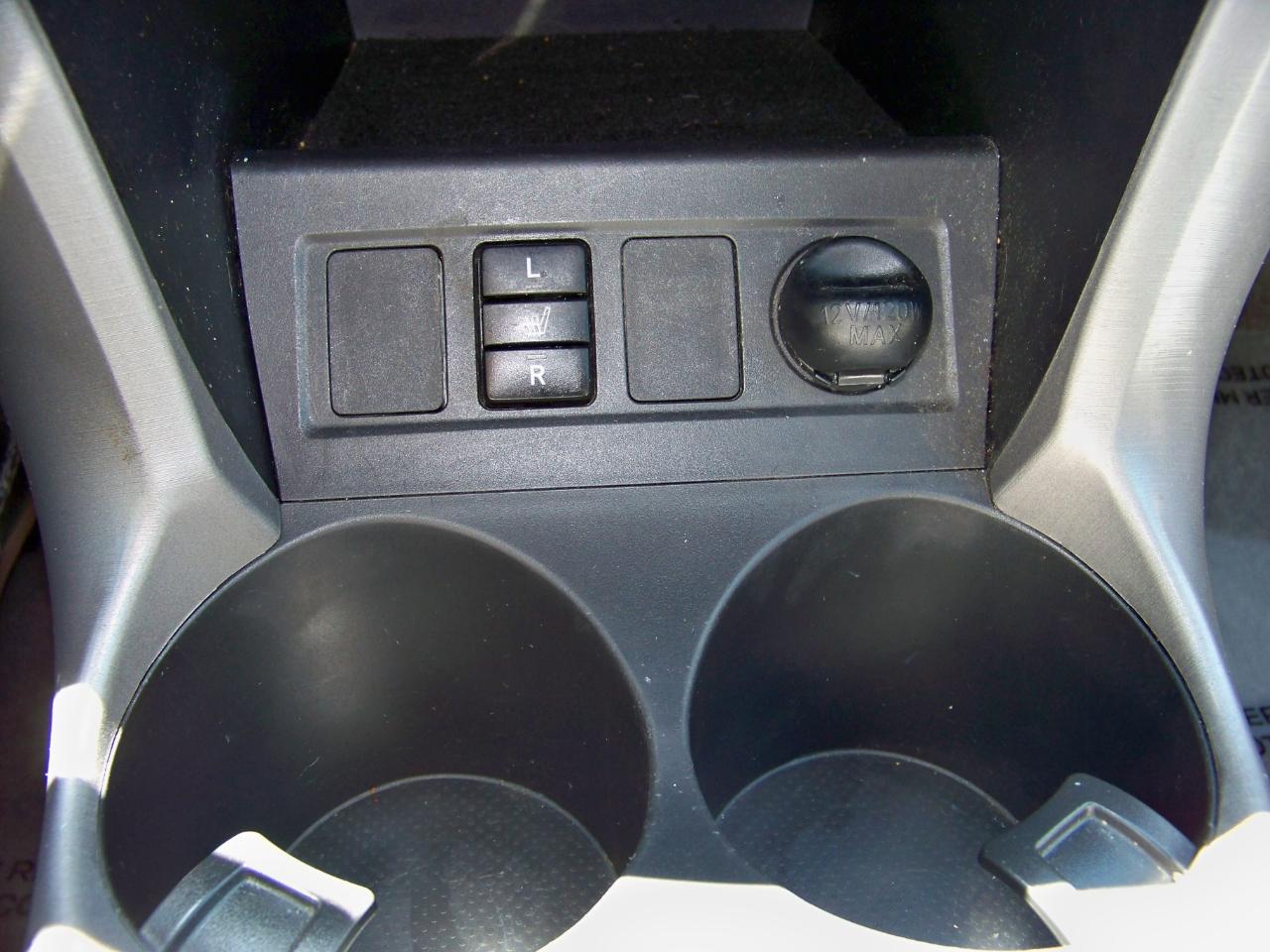 Toyota RAV4 Limited I4 4WD 2008