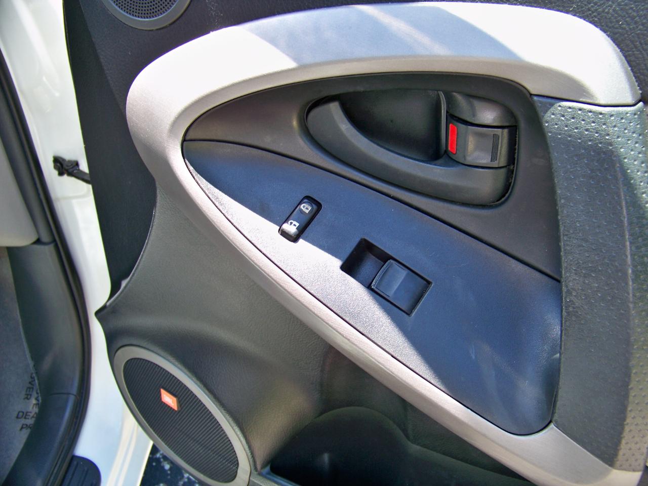 Toyota RAV4 Limited I4 4WD 2008