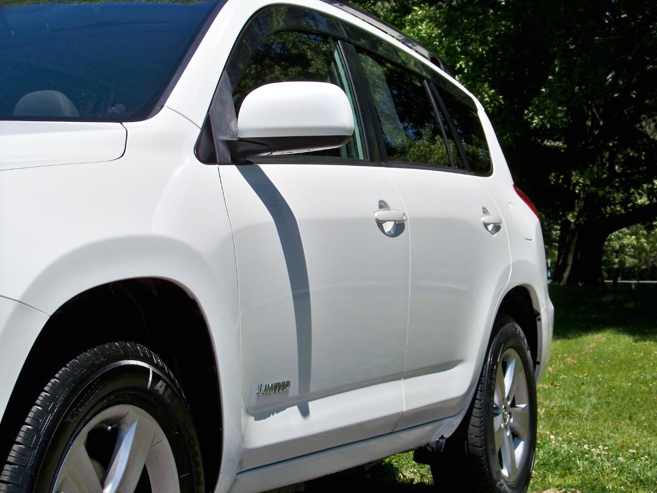 Toyota RAV4 Limited I4 4WD 2008