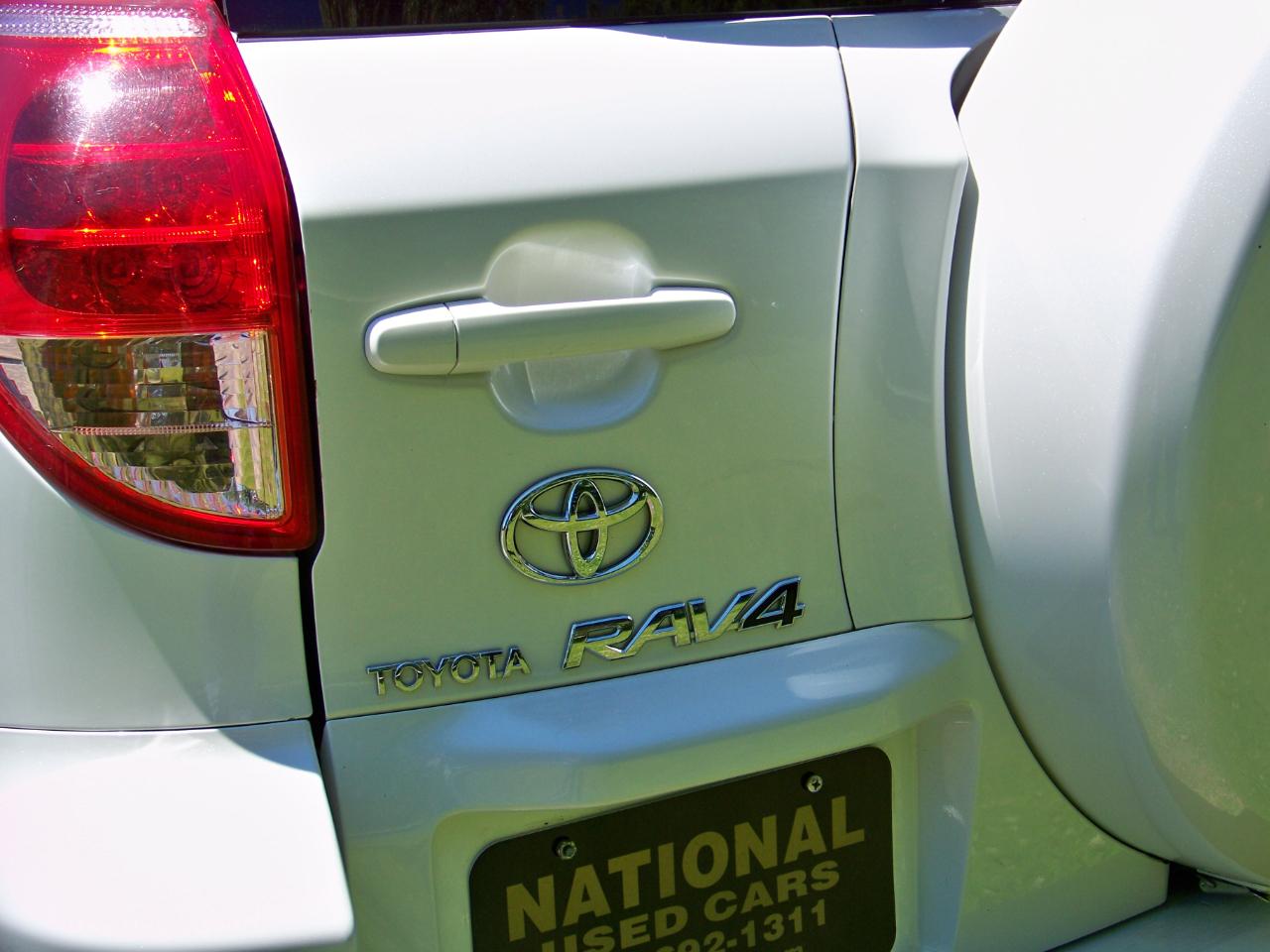 Toyota RAV4 Limited I4 4WD 2008