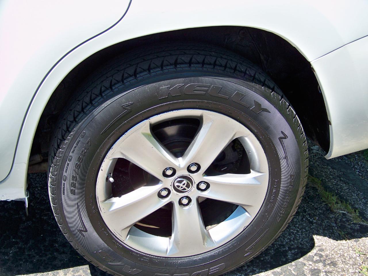 Toyota RAV4 Limited I4 4WD 2008