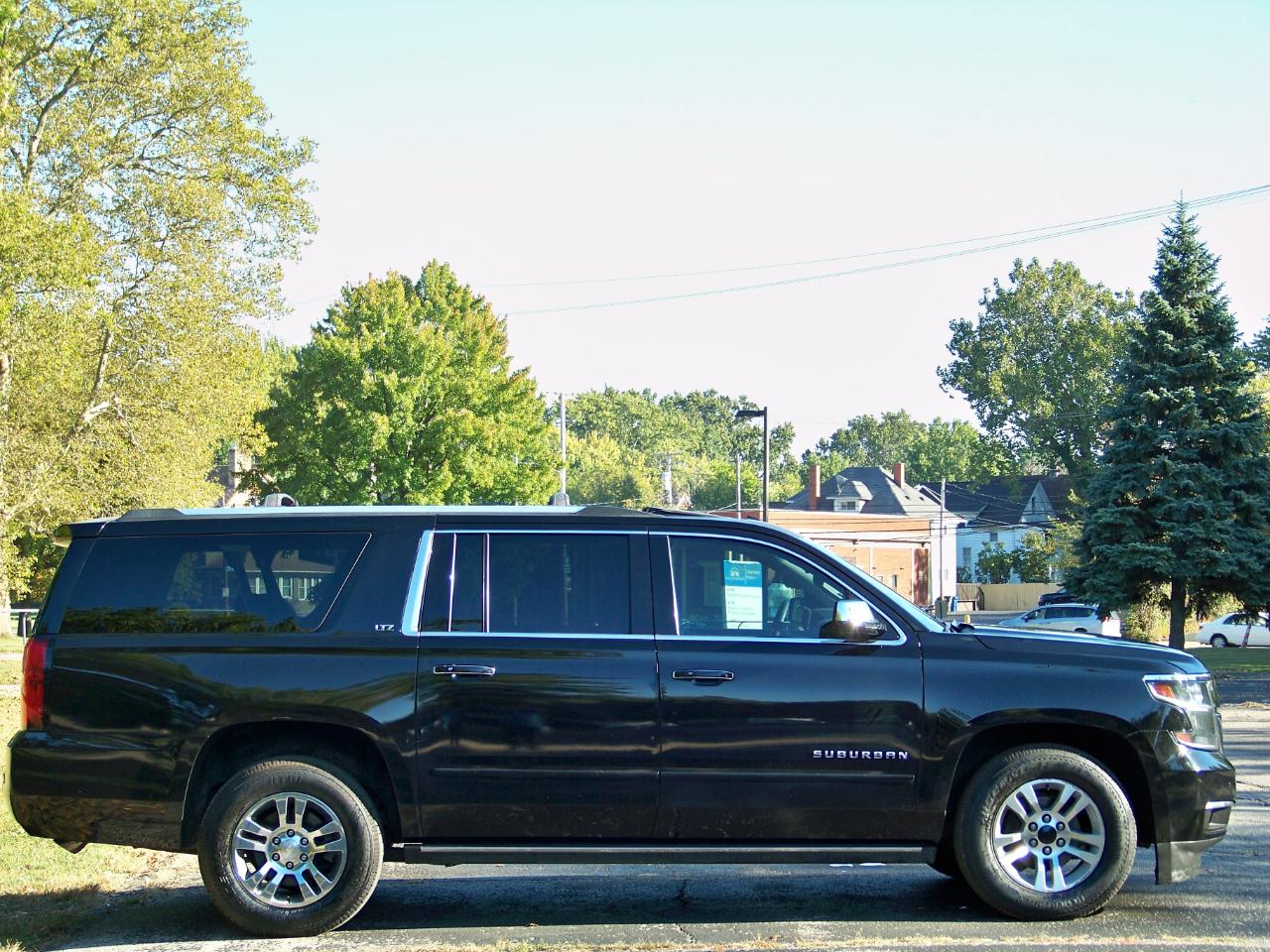 Chevrolet Suburban  2015