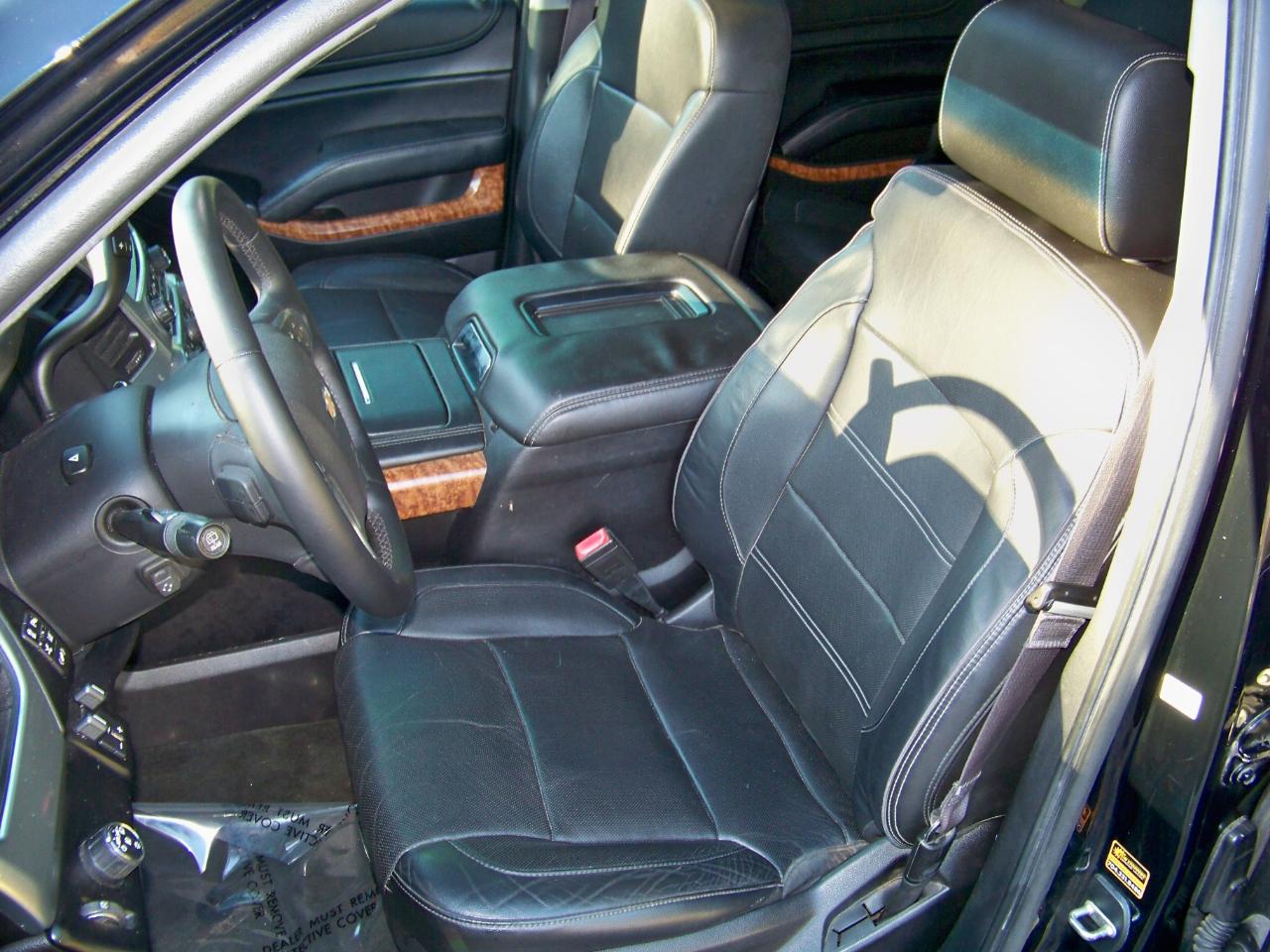 Chevrolet Suburban  2015