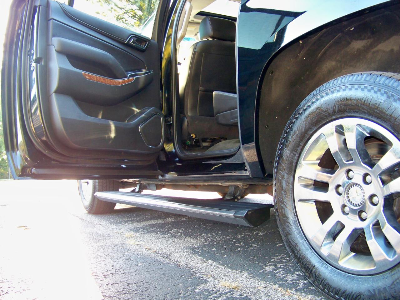 Chevrolet Suburban  2015