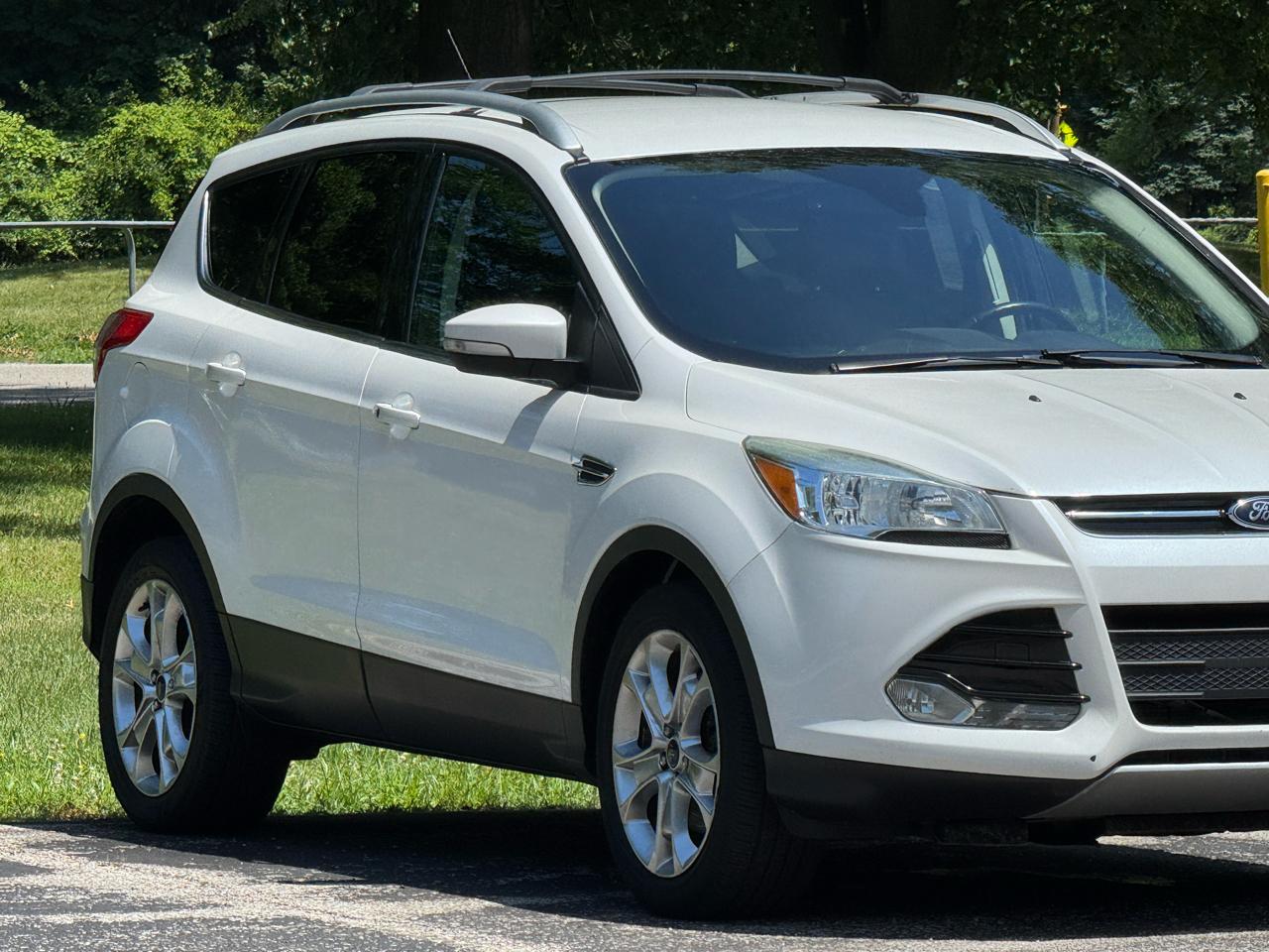 Ford Escape Titanium 4WD 2015