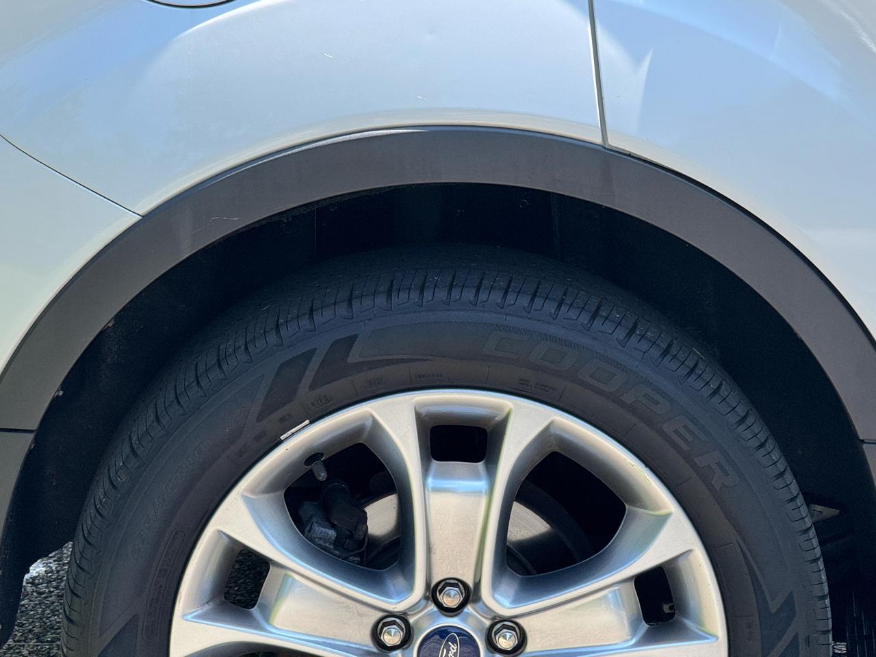Ford Escape Titanium 4WD 2015