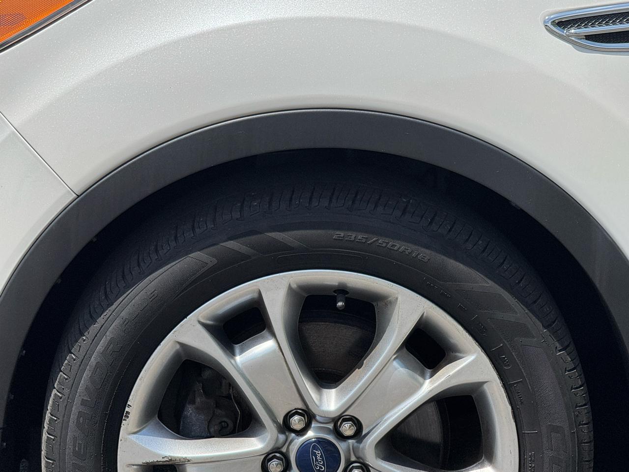 Ford Escape Titanium 4WD 2015