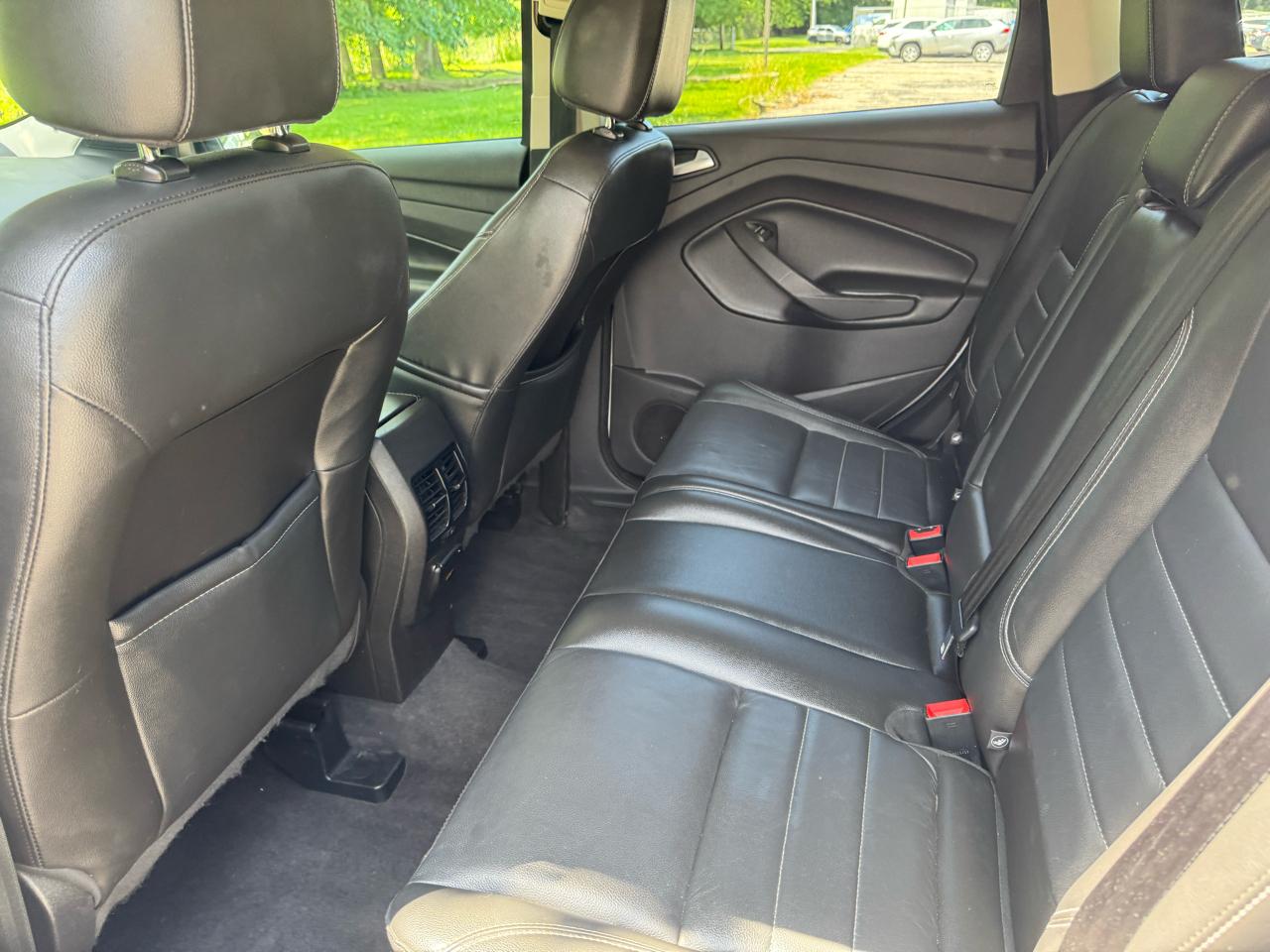 Ford Escape Titanium 4WD 2015