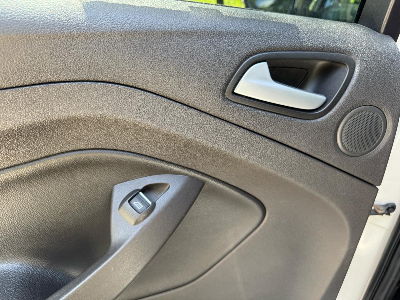 Ford Escape Titanium 4WD 2015