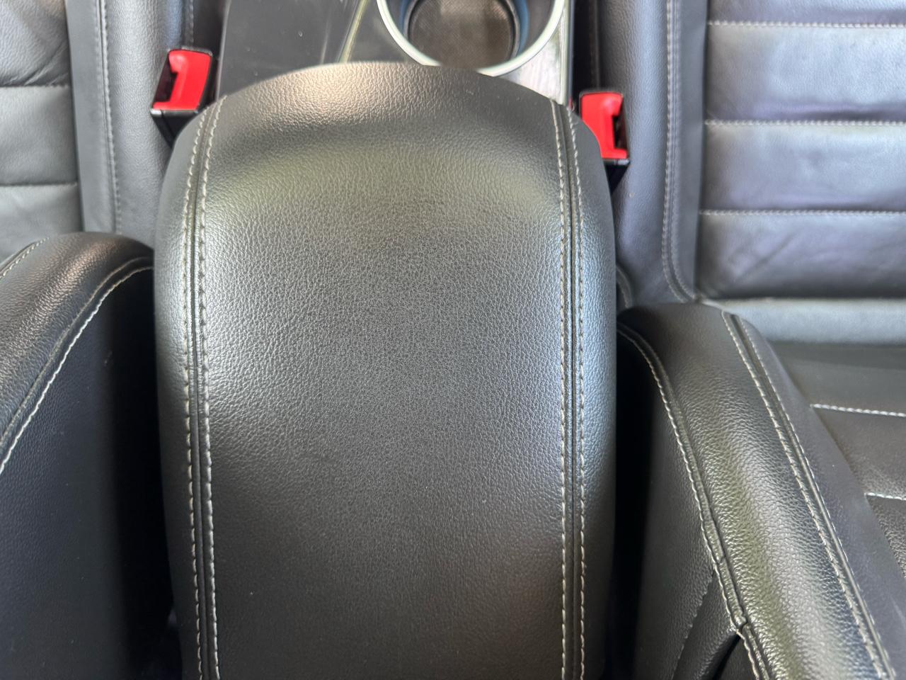 Ford Escape Titanium 4WD 2015