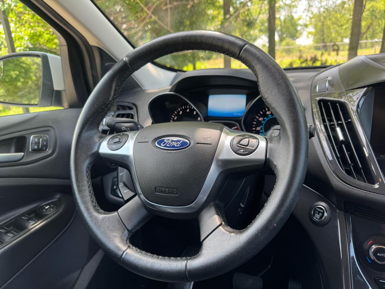 Ford Escape Titanium 4WD 2015