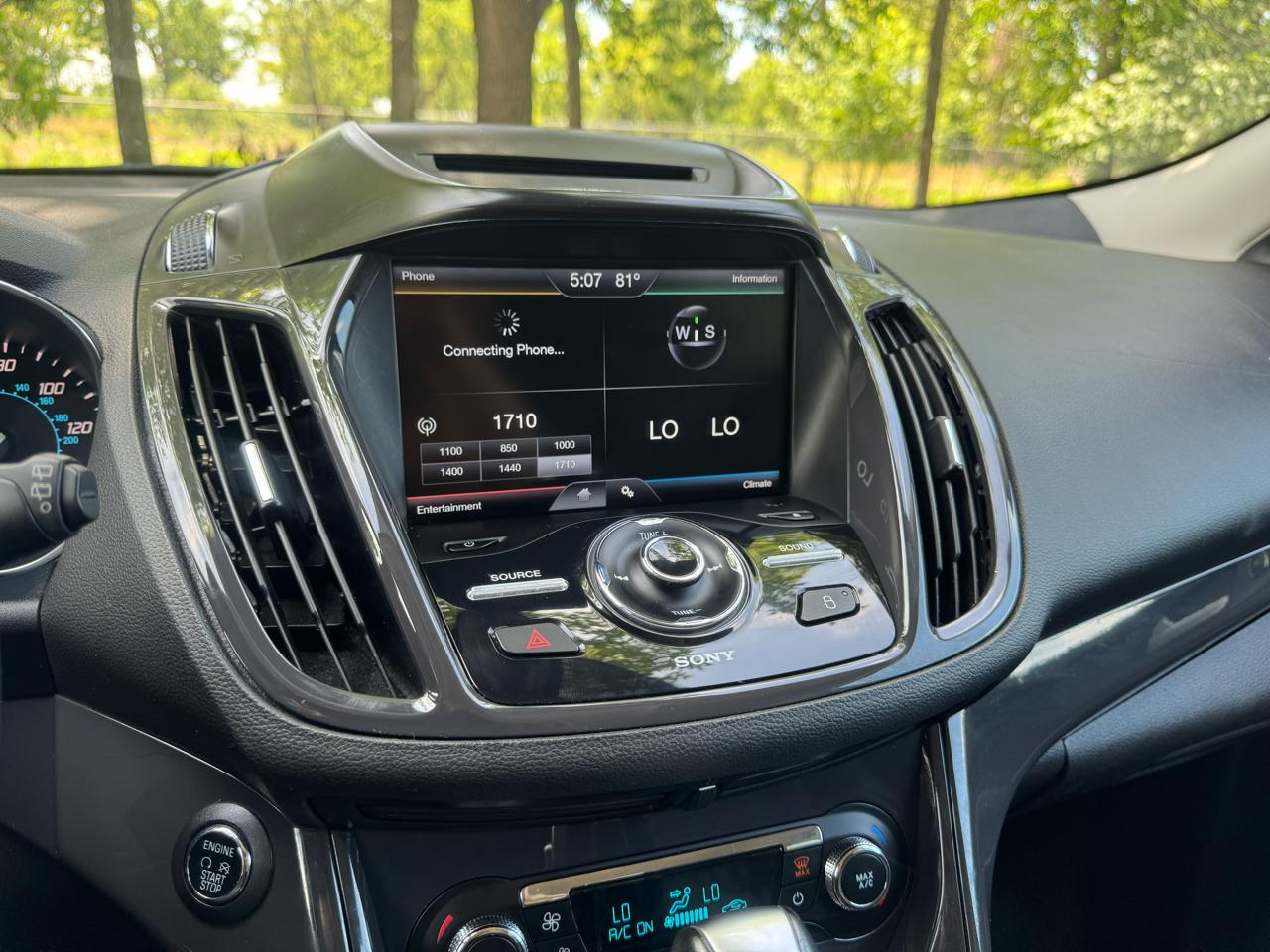 Ford Escape Titanium 4WD 2015