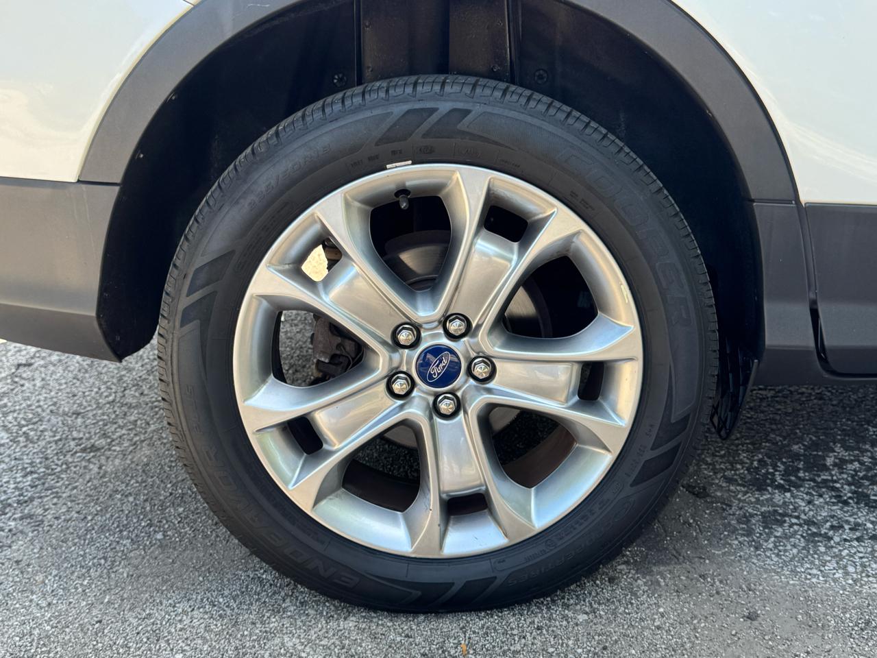 Ford Escape Titanium 4WD 2015