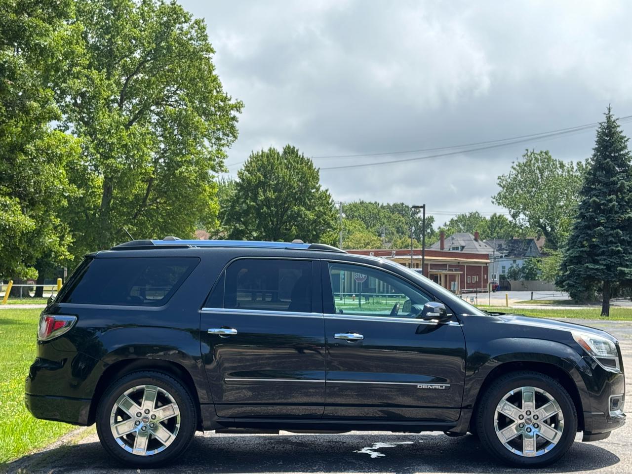 GMC Acadia Denali AWD 2013
