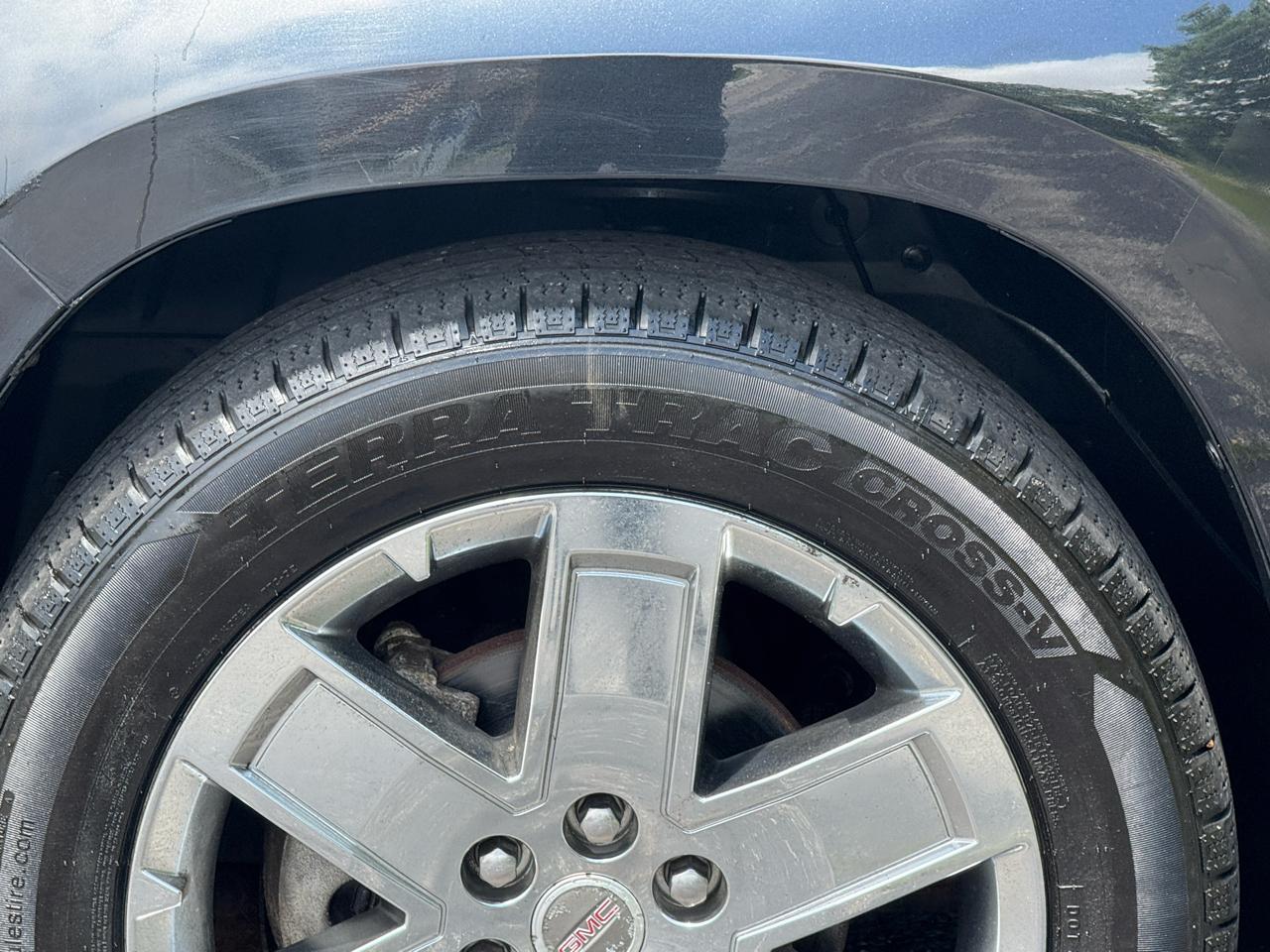 GMC Acadia Denali AWD 2013