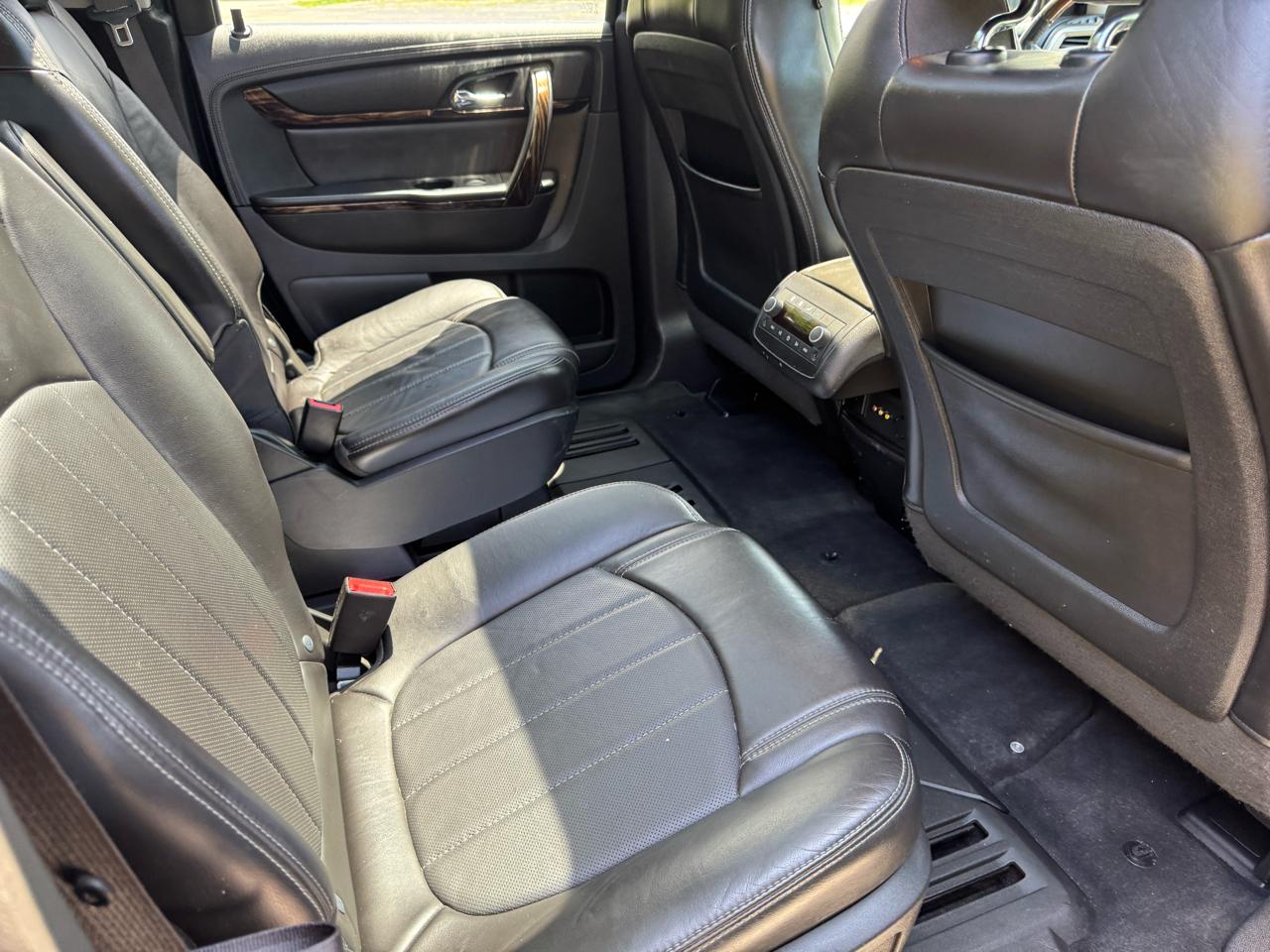 GMC Acadia Denali AWD 2013