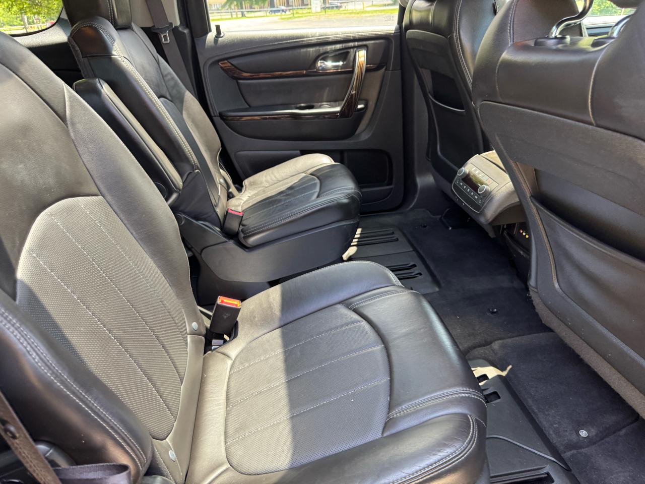 GMC Acadia Denali AWD 2013