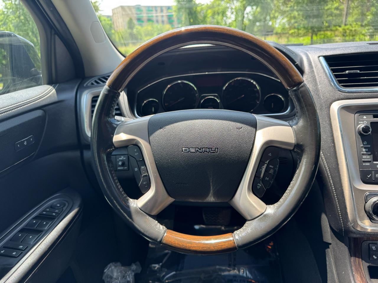 GMC Acadia Denali AWD 2013