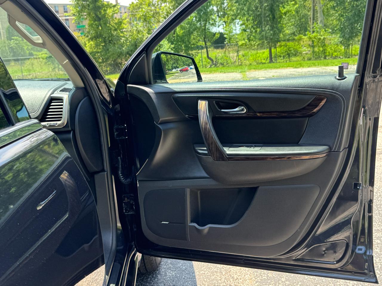 GMC Acadia Denali AWD 2013